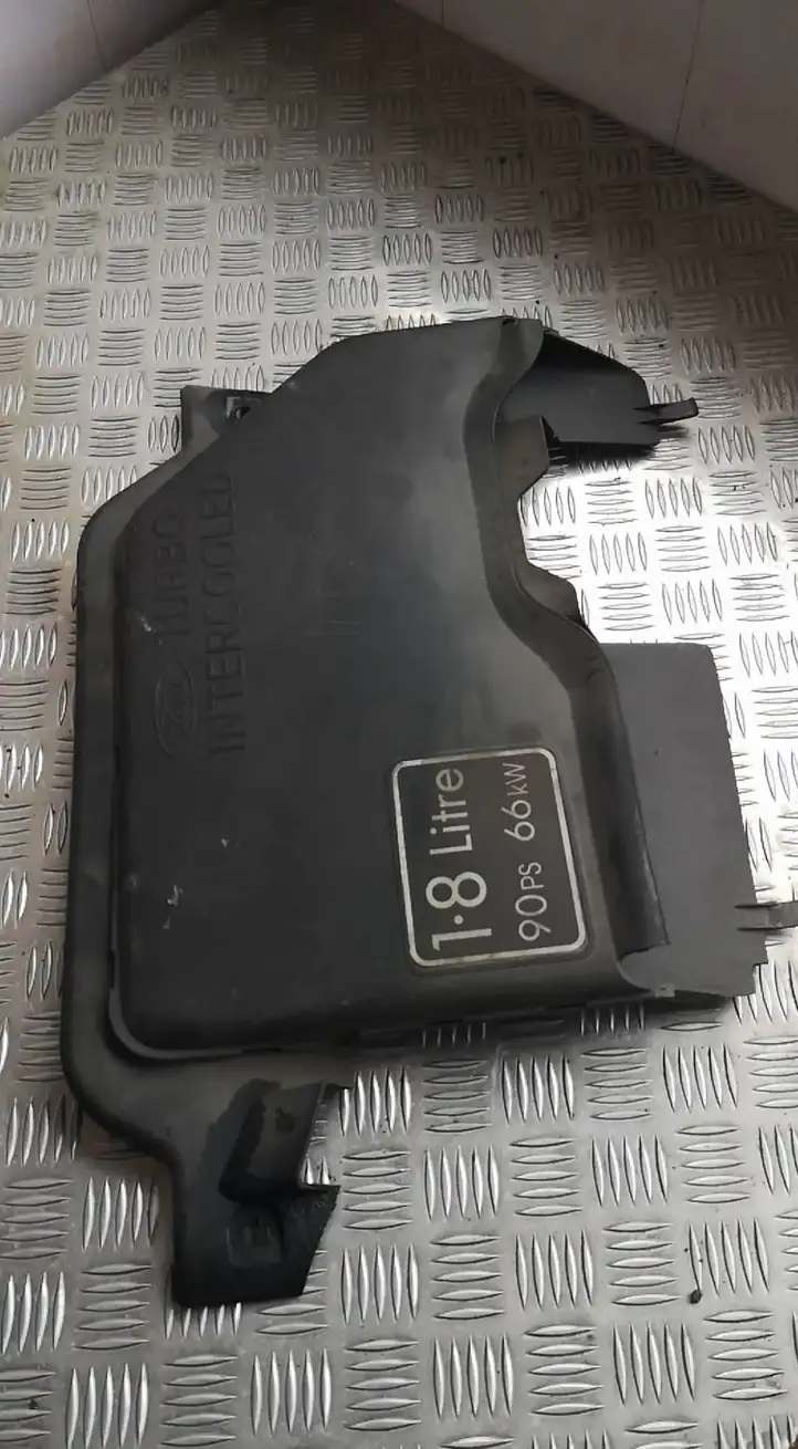 Ford Focus (1998 - 2004) Крышка двигателя декоративная — фото 1