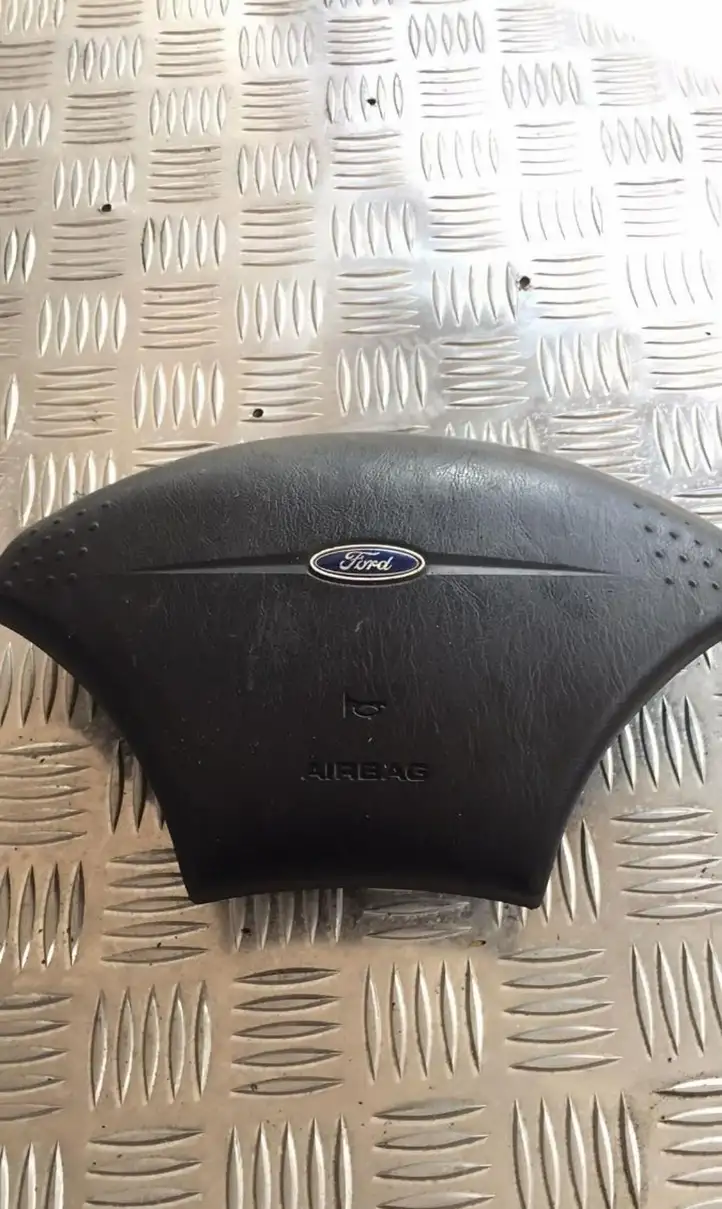Ford Focus (1998 - 2004) Подушка безопасности руля — фото 1