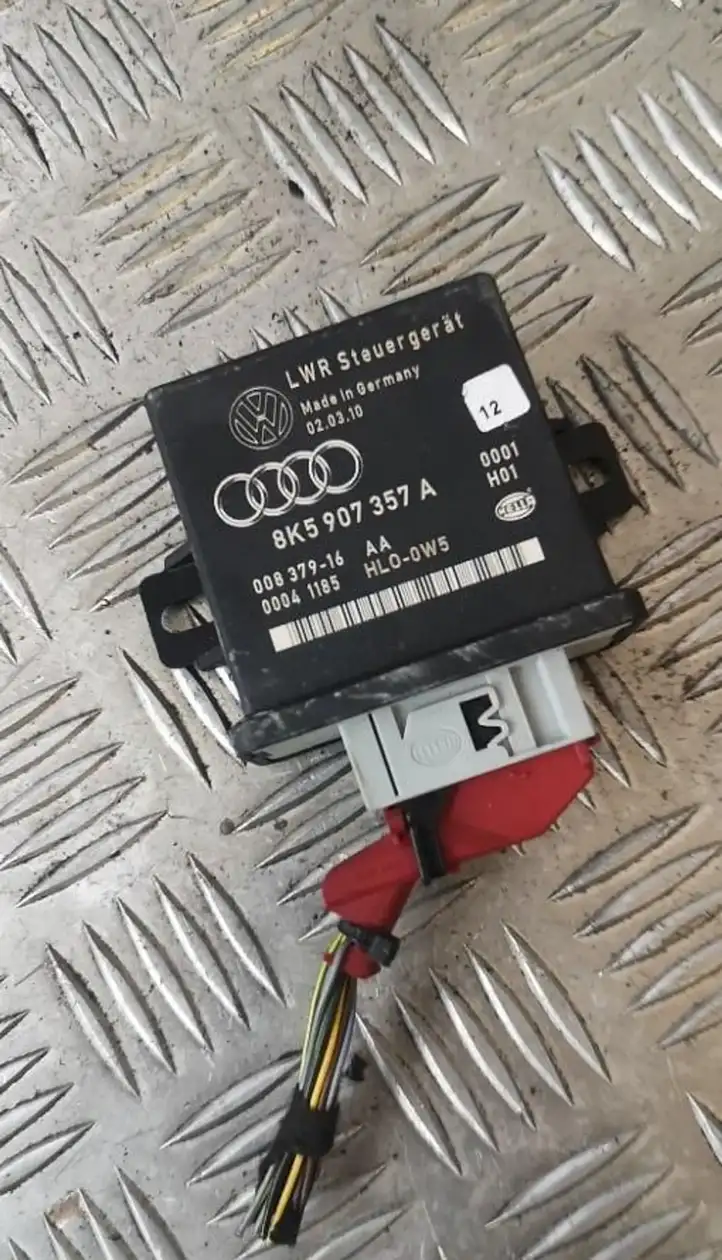 Audi A5 8T 8F (2007 - 2011) Блок розжига ксенона — фото 1