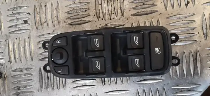 Volvo V50 (2008 - 2012) Кнопка стеклоподъемников — фото 1