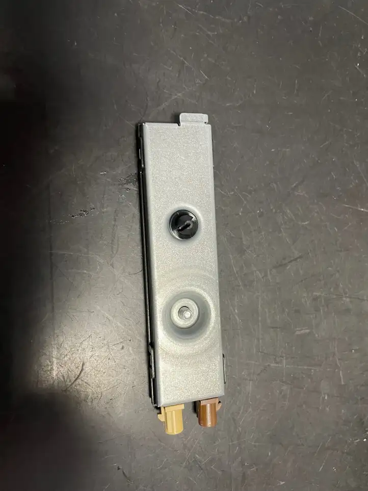 Mercedes-Benz GL X166 (2013 - 2019) A1668201289 Усилитель антенны — фото 6