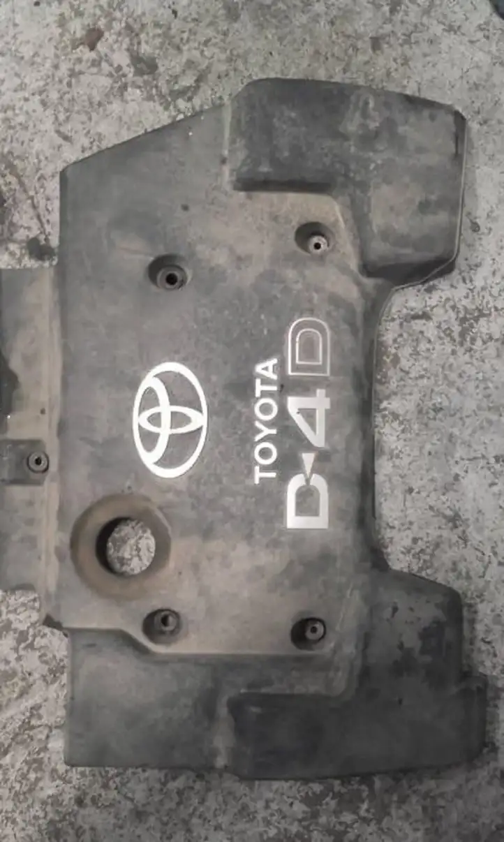 Toyota Avensis T250 (2003 - 2006) Крышка двигателя декоративная — фото 1