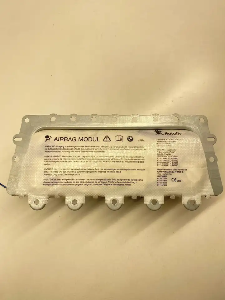 BMW 6 F12 F13 (2010 - 2018) 39914702306 Подушка безопасности пассажира — фото 1