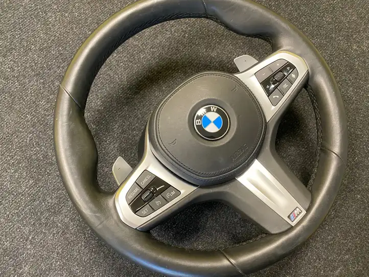 BMW 3 G20 G21 (2019 - ) Руль — фото 4