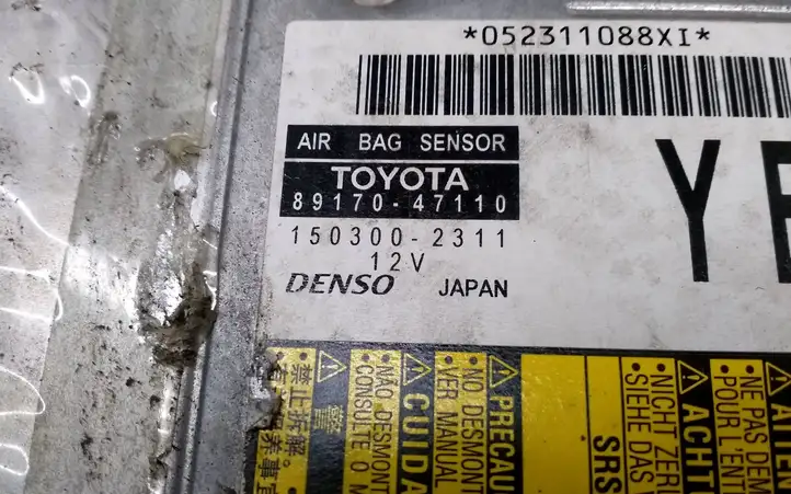 Toyota Prius (XW30) (2009 - 2015) 8917047110 Блок управления SRS — фото 2