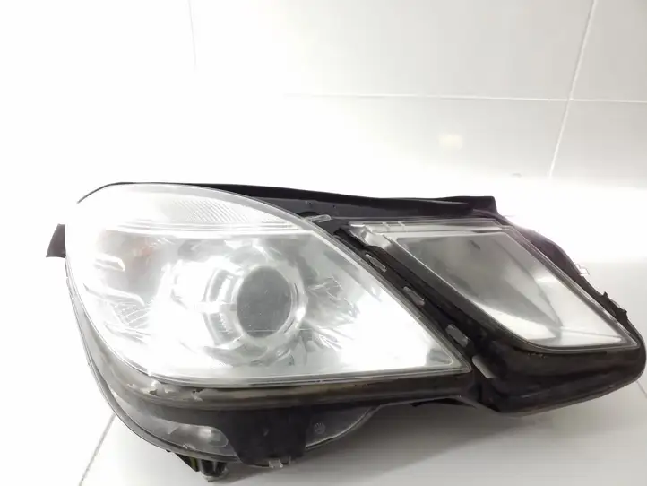 Mercedes-Benz E W212 (2009 - 2016) A2128208261 Передняя фара — фото 1