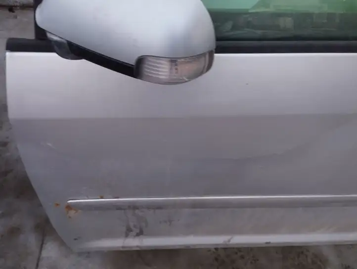 Volkswagen Touran I (2003 - 2010) Дверь — фото 3