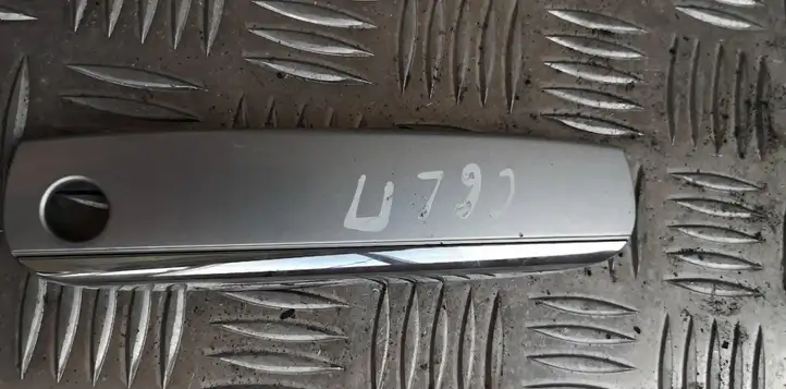 Audi A6 S6 C6 4F (2004 - 2008) Накладка ручки двери — фото 1