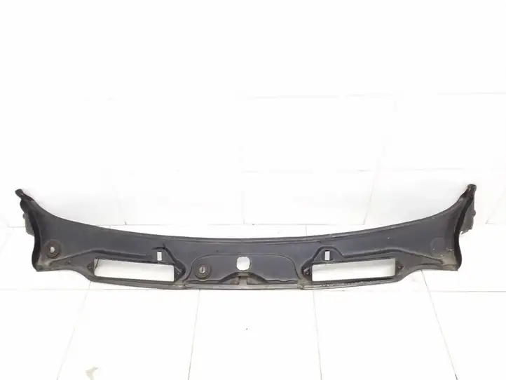 BMW 3 E92 E93 (2005 - 2014) 15677210 Жабо стеклоочистителей — фото 1