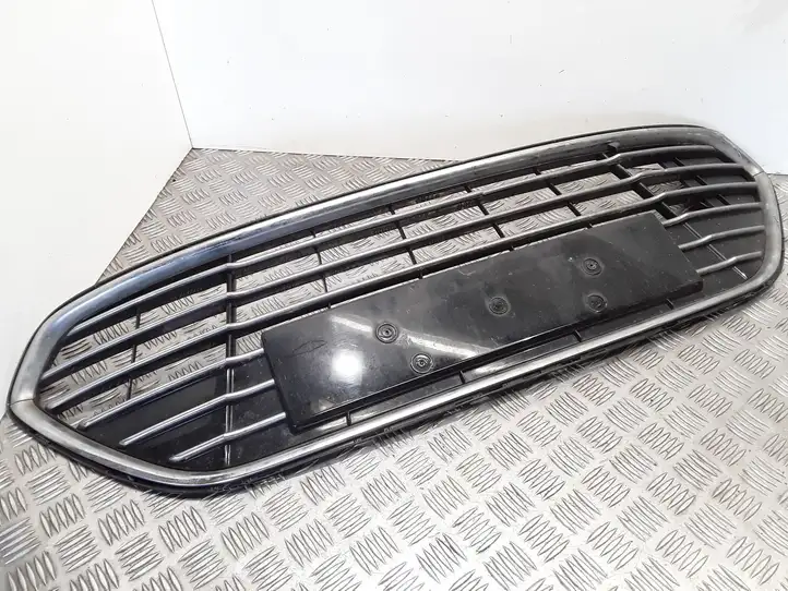 Ford Mondeo MK IV (2007 - 2014) BS7917B968A Передняя решетка — фото 1