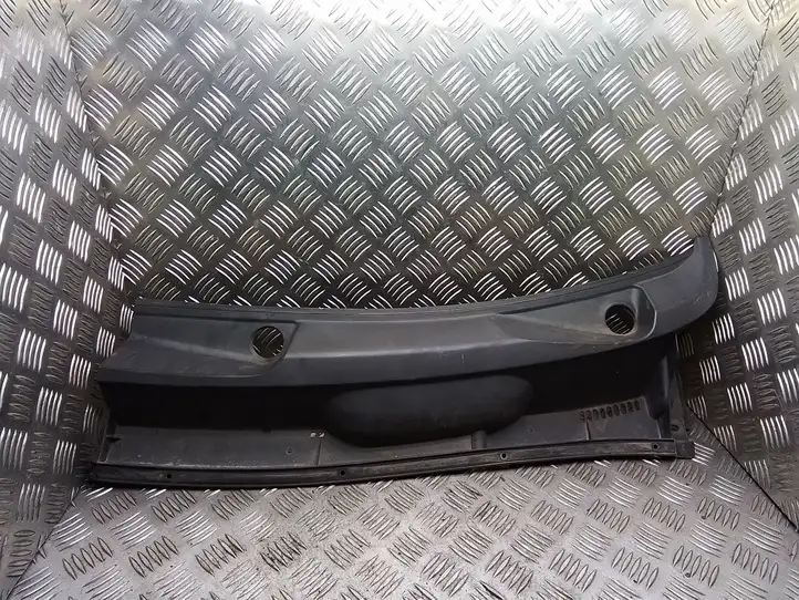 Toyota Prius (XW20) (2003 - 2009) 5570947070 Жабо стеклоочистителей — фото 1