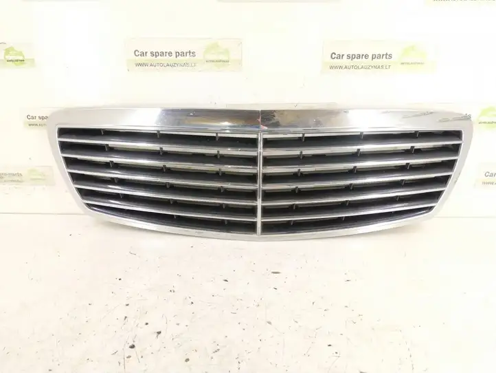 Mercedes-Benz E W211 (2002 - 2009) Передняя решетка — фото 1