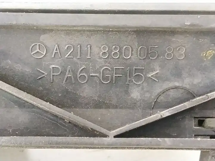 Mercedes-Benz E W211 (2002 - 2009) Передняя решетка — фото 8