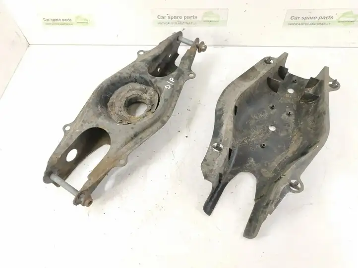 Mercedes-Benz CLS C218,X218 (2011 - 2017)  DALISID988 Рычаг