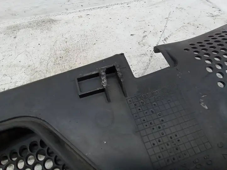 Volkswagen Phaeton   3D1819417G Накладки стеклоочистителей (жабо)