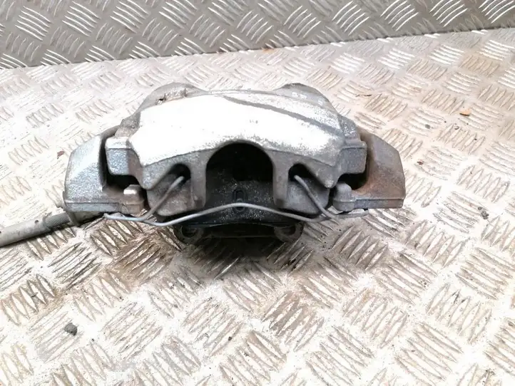 Peugeot 208 (2019 - )  704 Передний суппорт