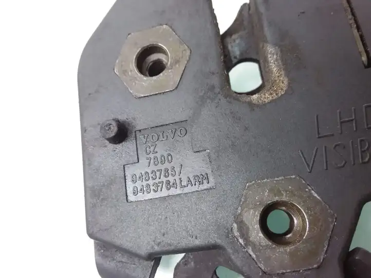 Volvo S60 (2000 - 2004)  9483765 Замок капота