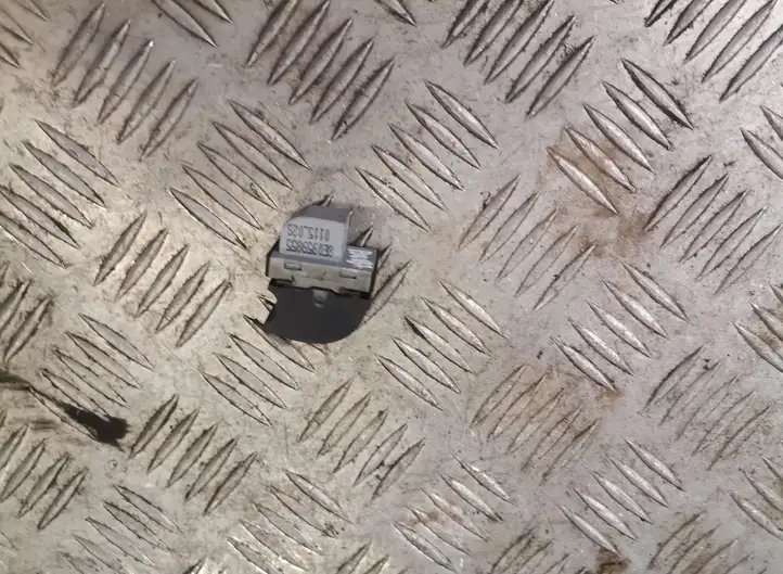 Audi A4 S4 B5 8D (1999 - 2001) Кнопка стеклоподъемников — фото 2