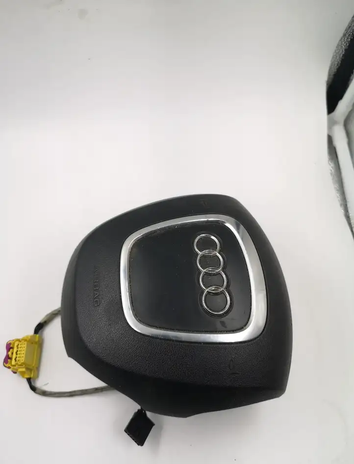 Audi A6 S6 C6 4F (2004 - 2008) Подушка безопасности руля — фото 2