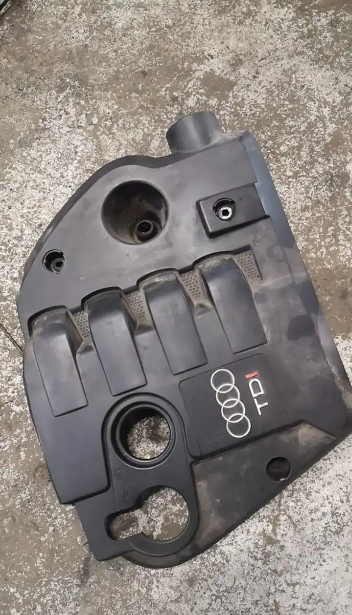Audi A4 S4 B6 8E 8H (2000 - 2006) Крышка двигателя декоративная — фото 1