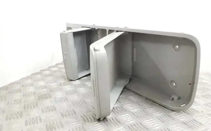 Volkswagen Touran II (2010 - 2016) 1T0868403 Потолочный очечник — фото 2