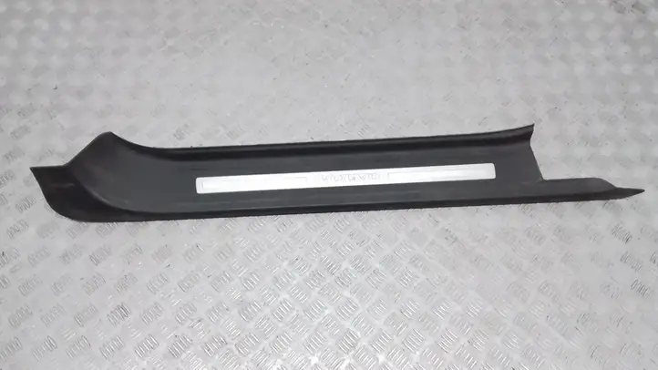 Volvo C70 (2009 - 2013) 30787317 Внутренняя отделка переднего порога — фото 1