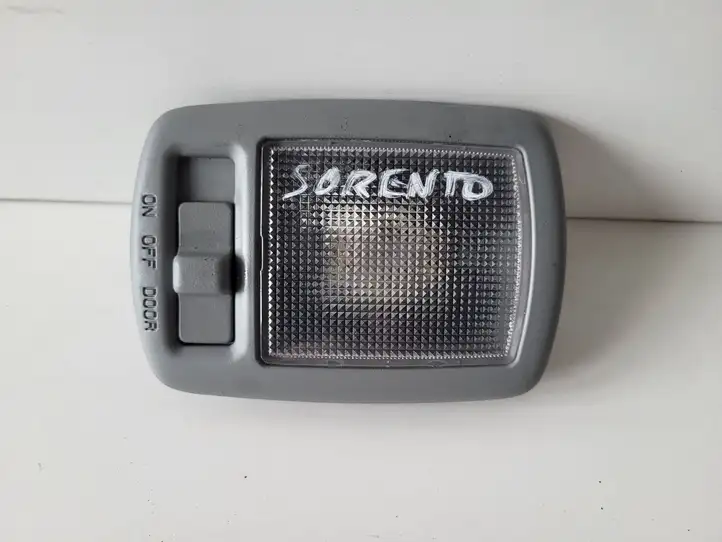Kia Sorento (2009 - 2014) Плафон салона — фото 2