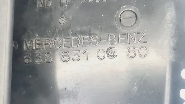 Mercedes-Benz Vito Viano W638 (1996 - 2003) 6388310660 Боковой воздушный дефлектор — фото 4