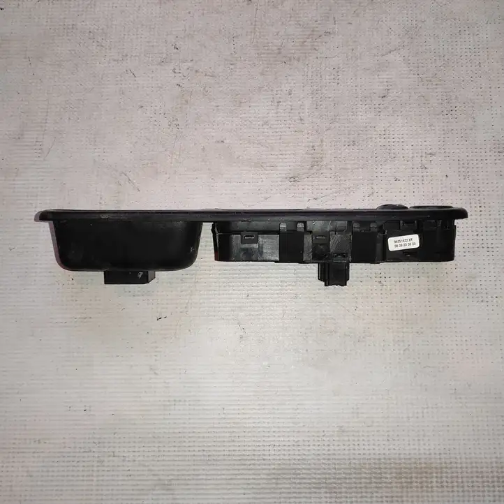 Peugeot 307 (2005 - 2008) 53269706 Блок кнопок стеклоподъемников — фото 5