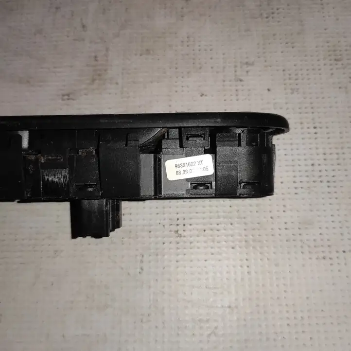 Peugeot 307 (2005 - 2008) 53269706 Блок кнопок стеклоподъемников — фото 6