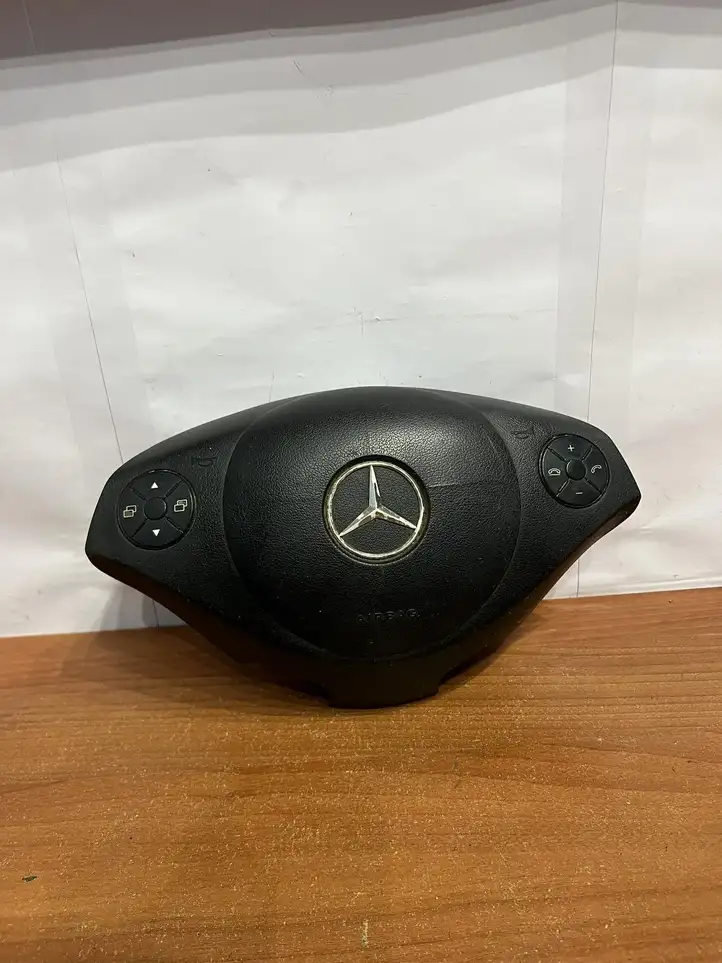 Mercedes-Benz Sprinter W906 (2006 - 2018) 0589P1000198 Прочие детали салона — фото 1