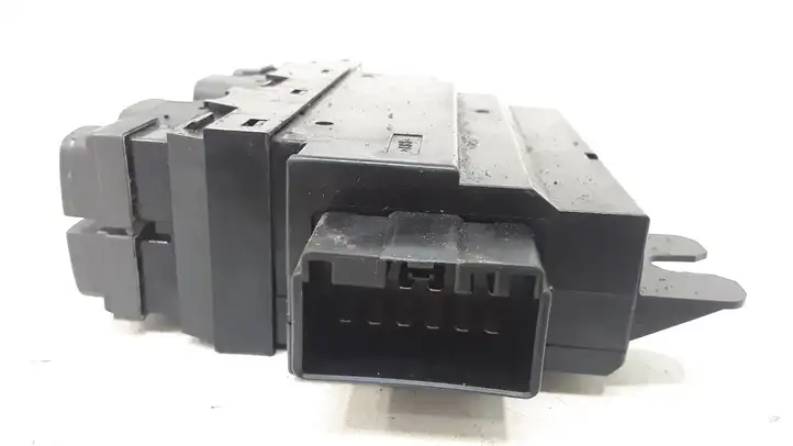 Volvo V70 (2000 - 2004) 8682836 Кнопка стеклоподъемников — фото 2