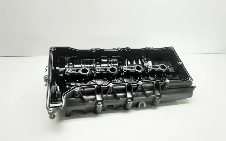 BMW 3 E90 E91 (2005 - 2012) 7797613 Крышка головки блока цилиндров — фото 2