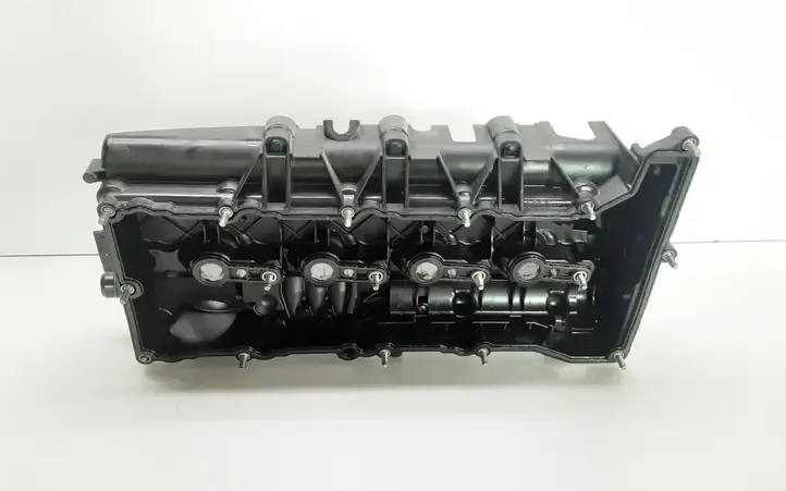 BMW 3 E90 E91 (2005 - 2012) 7797613 Крышка головки блока цилиндров — фото 2
