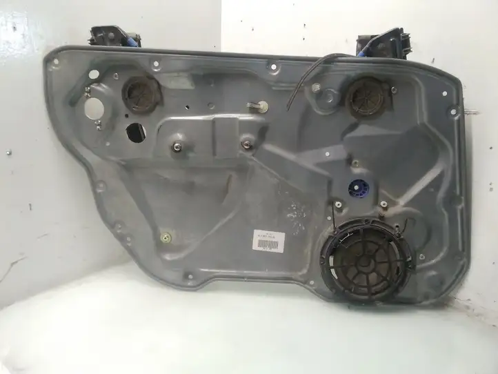 Seat Ibiza III (6L) (2002 - 2008) 6L4837755G Механический стеклоподъемник передней двери — фото 1