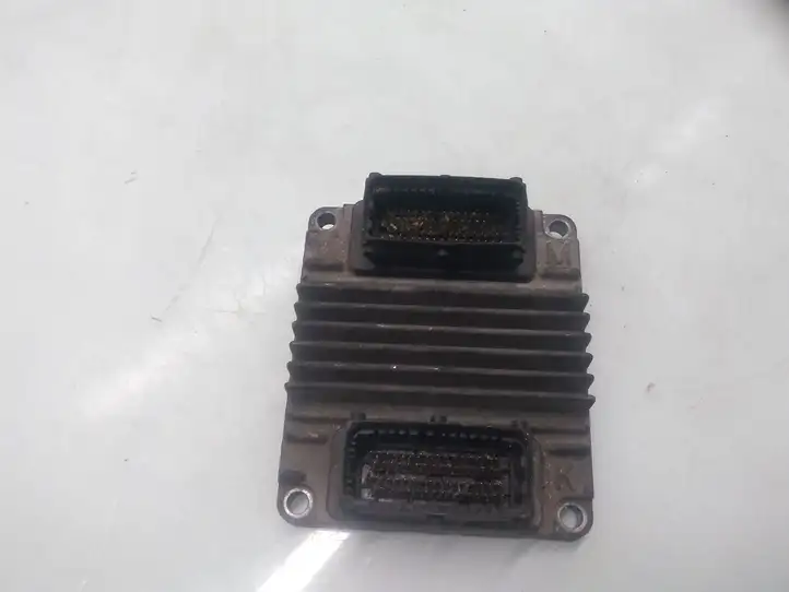 Opel Astra G (1998 - 2004) 8972314050 Блок монтирования реле — фото 1