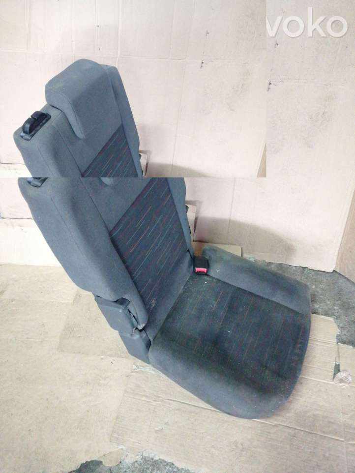Ford C-Max (2003 - 2007)   Заднее сиденье