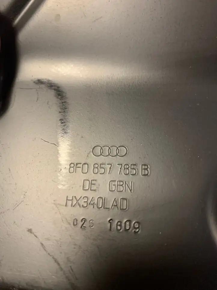 Audi A5 8T 8F (2011 - 2016) 8F0857785B Другая часть кузова — фото 2