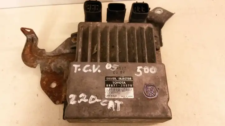 Toyota Corolla Verso AR10 (2004 - 2009) 8987120070 Блок управления форсунками — фото 1