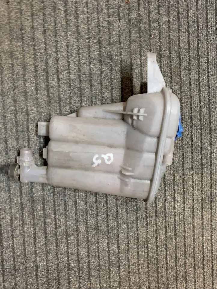 Audi Q5 SQ5 (2008 - 2012) 8K0121403Q Расширительный бачок — фото 1