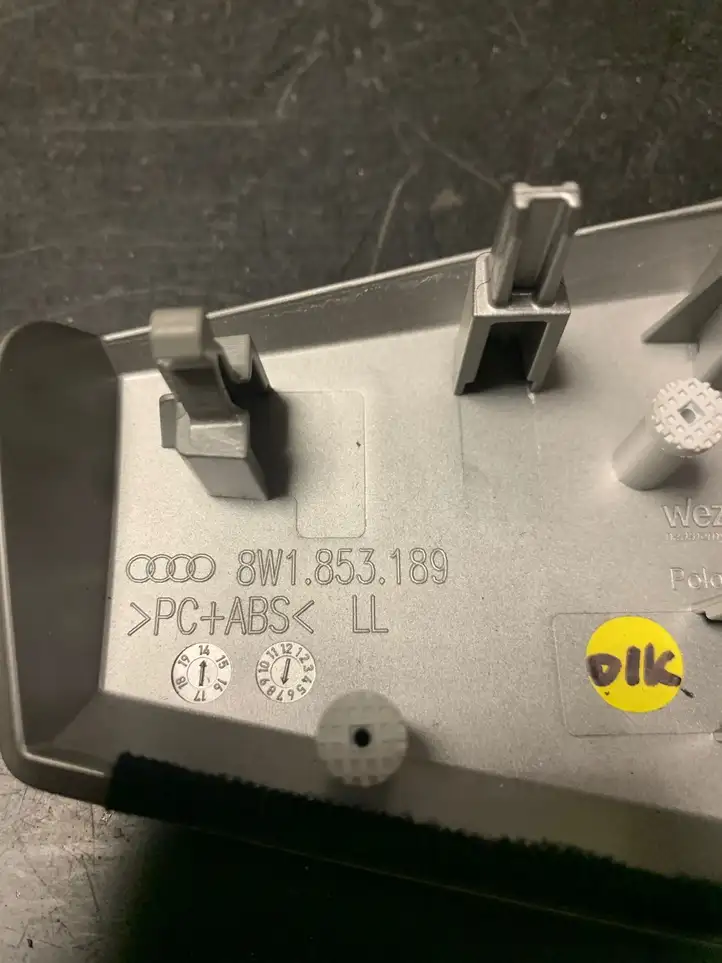 Audi A4 S4 B9 (2015 - 2019) 8W1853189 Включатель фонарей — фото 2
