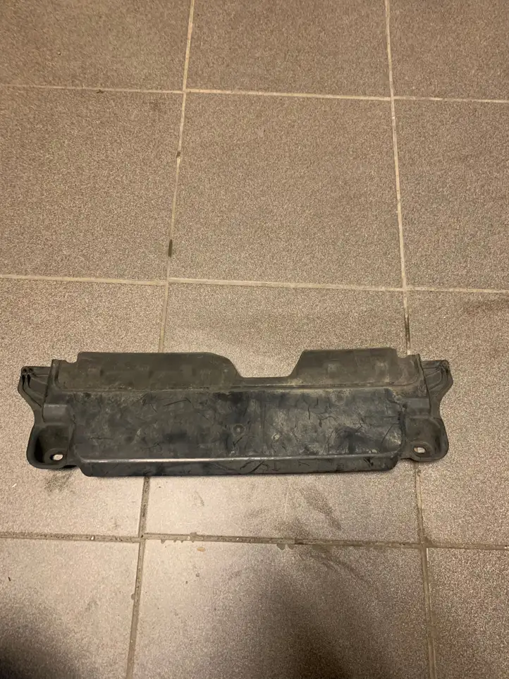 Audi A3/S3 8V (2016 - 2020) 8V5825230A Другая часть кузова — фото 5