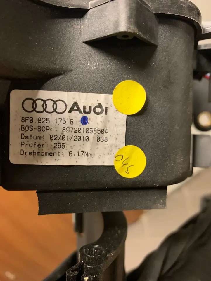 Audi A5 8T 8F (2011 - 2016) 8F0825175B Прочие детали салона — фото 2