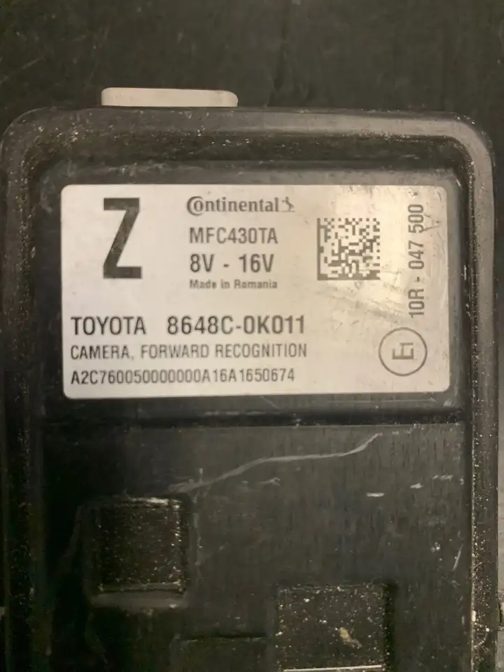Toyota RAV 4 (XA40) (2012 - 2018) 8648C0K011 Камера в лобовом стекле — фото 2
