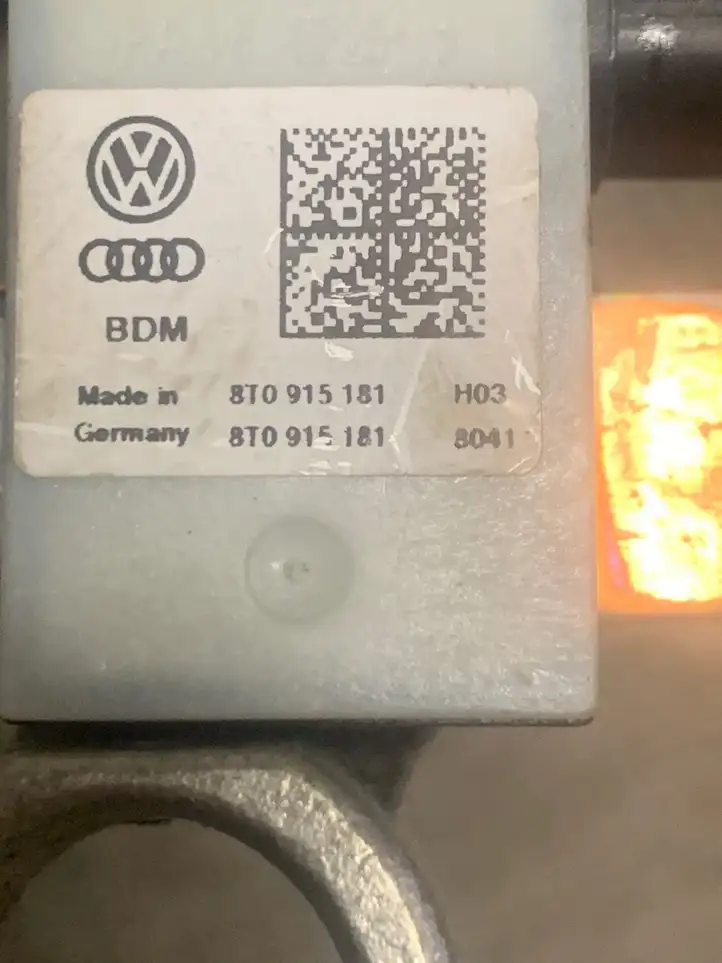 Audi A7 S7 4G (2014 - 2018) 8T0915181 Минусовой провод аккумулятора — фото 2