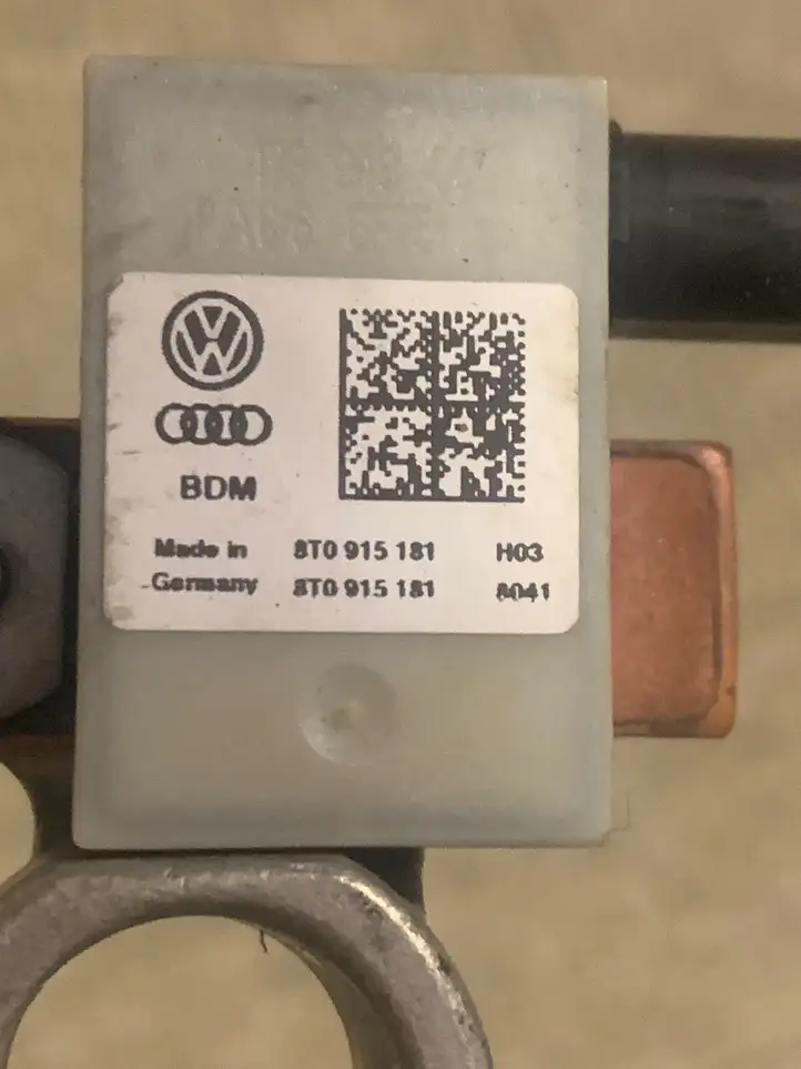 Audi A7 S7 4G (2014 - 2018) 8T0915181 Минусовой провод аккумулятора — фото 2