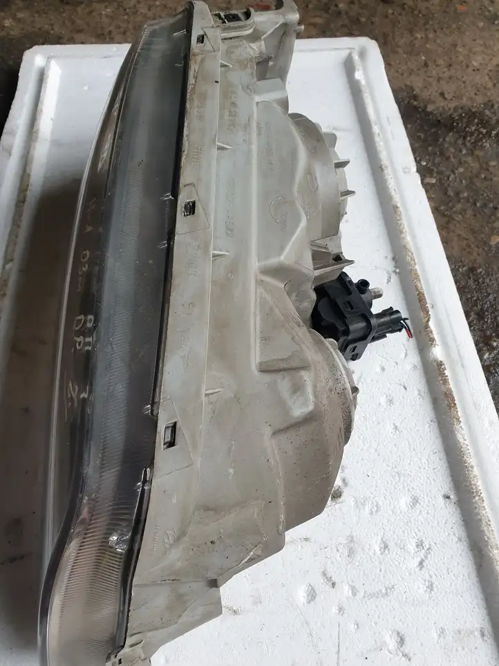 Hyundai H-1, Starex, Satellite (1997 - 2003) 921024A5XX Передняя фара — фото 6