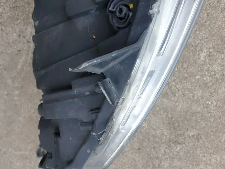 Citroen C5 (2008 - 2017) 9684845580 Передняя фара — фото 2