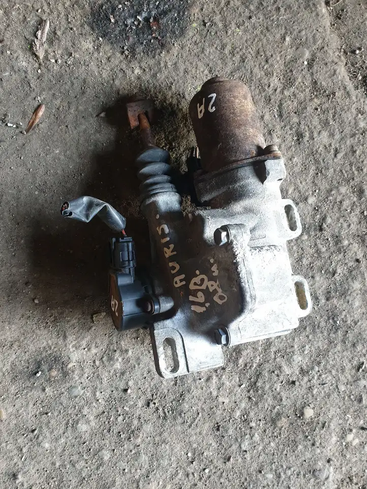 Toyota Auris 150 (2006 - 2012) 8945752010 Датчик педали сцепления — фото 1