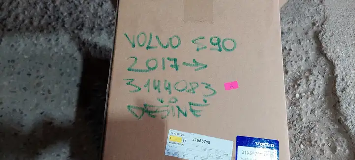 Volvo S90, V90 (2016 - 2020) 32228683 Передняя фара — фото 3
